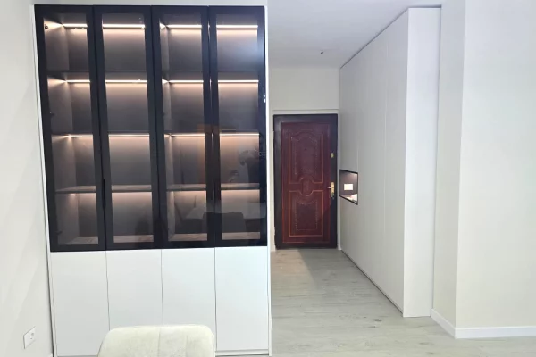 Apartament me qera 2+1+2 tek Komuna e Parisit