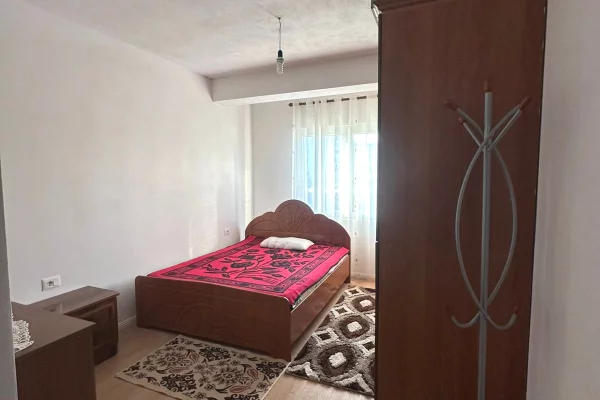 Shtepi me qera Apartament ne Tirane, 2+1, Mobilimi E mobiluar, Pagesa 45,000  Leke.