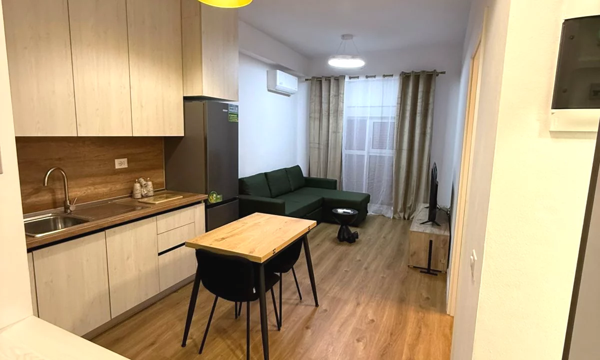 Shtepi me qera Apartament ne Tirane, 1+1, Mobilimi E mobiluar, Pagesa 40,000  Leke.