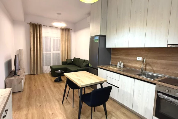 Shtepi me qera Apartament ne Tirane, 1+1, Mobilimi E mobiluar, Pagesa 40,000  Leke.
