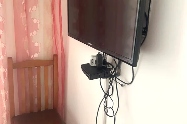Shtepi me qera Apartament ne Tirane, 1+1, Mobilimi E mobiluar, Pagesa 45,000  Leke.