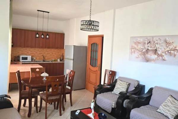 Jepet me qera apartament 2+1 tek Siri Kodra