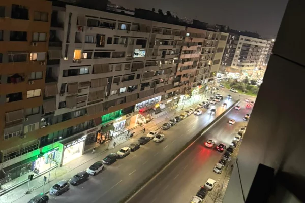 Shtepi me qera Apartament ne Tirane, 1+1, Mobilimi E mobiluar, Pagesa 45,000  Leke.