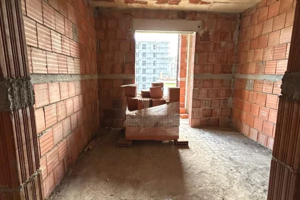 Shtepi ne shitje 1+1 ne Tirane - 78,119 Euro