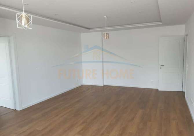 Ambient biznesi me qera 3+1 ne Tirane - 1,300 Euro