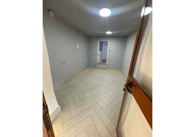 Business Property in Sale 3+1 in Tirana - 50,000 Euro