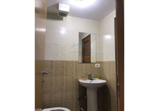 Ambjnet me qira ne Laprake