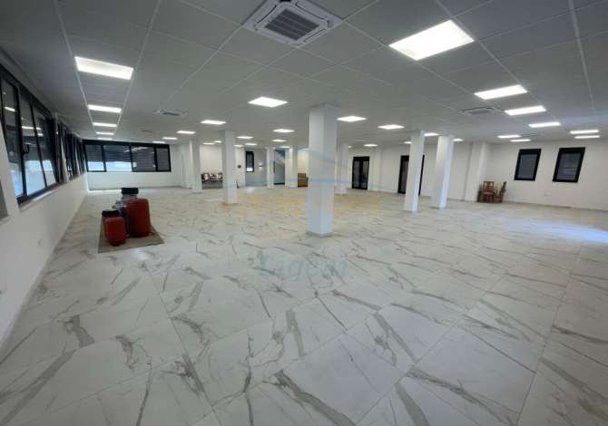  Ambient Biznesi per qira, Prane Terminalit, Teg, Tirane.