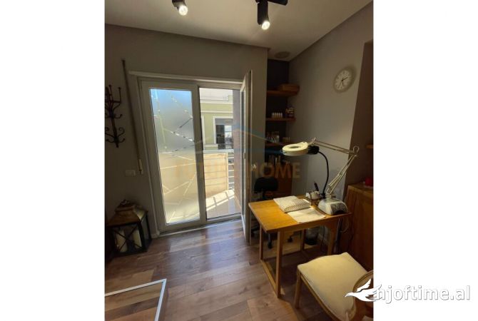 Ambient biznesi me qira, Don Bosko, Tirane.