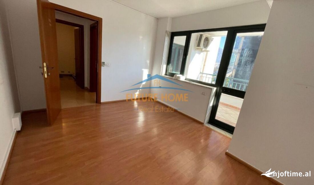 Qira Ambient per Zyra 3+1+2+ Depo prane Kullave Binjake Tirane