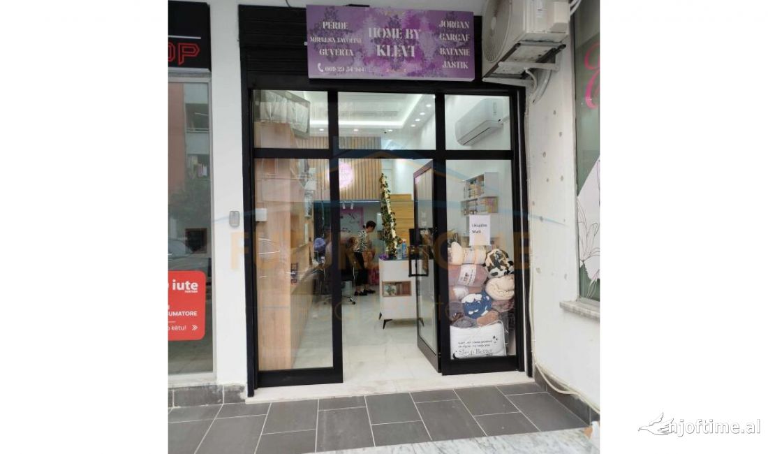 Ambient Biznesi, me qira Unaze te Re