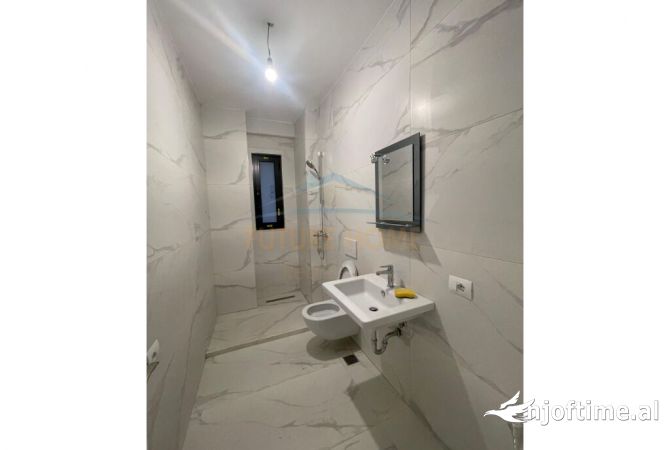 Ambient Biznesi, me qira  Porcelan, Tirane