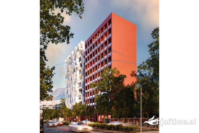 Ambiente Commerciale in Vendita 4+1 a Tirana - 25,000 Euro