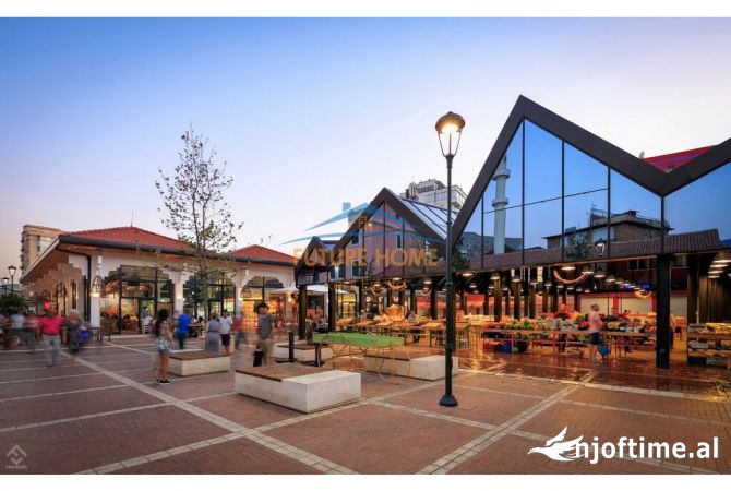 Ambiente Commerciale in Affitto 1+1 a Tirana - 4,000 Euro