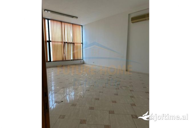 Business Property in Sale 3+1 in Tirana - 500,000 Euro