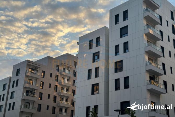 Ambiente Commerciale in Affitto 1+1 a Tirana - 1,500 Euro