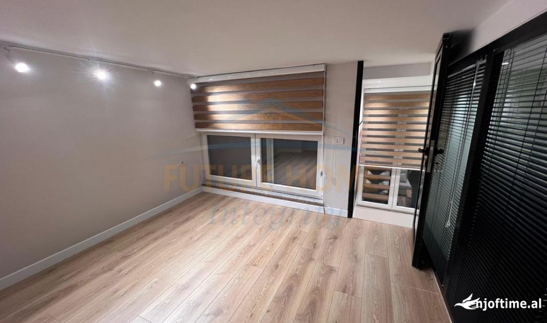 Shtepi ne shitje Apartament ne Tirane, 1+1, Mobilimi E mobiluar, Pagesa 115,000  Euro.