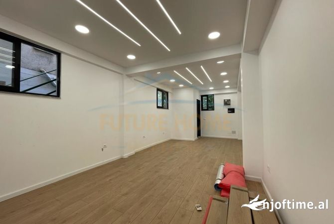 Ambient biznesi ne shitje 3+1 ne Tirane - 330,000 Euro