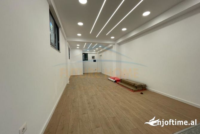 Ambient biznesi ne shitje 3+1 ne Tirane - 330,000 Euro