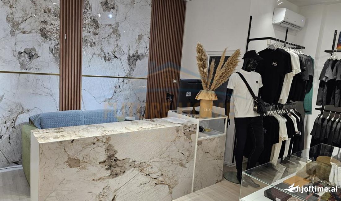 Ambient Biznesi, Myslym Shyri, Tirane.