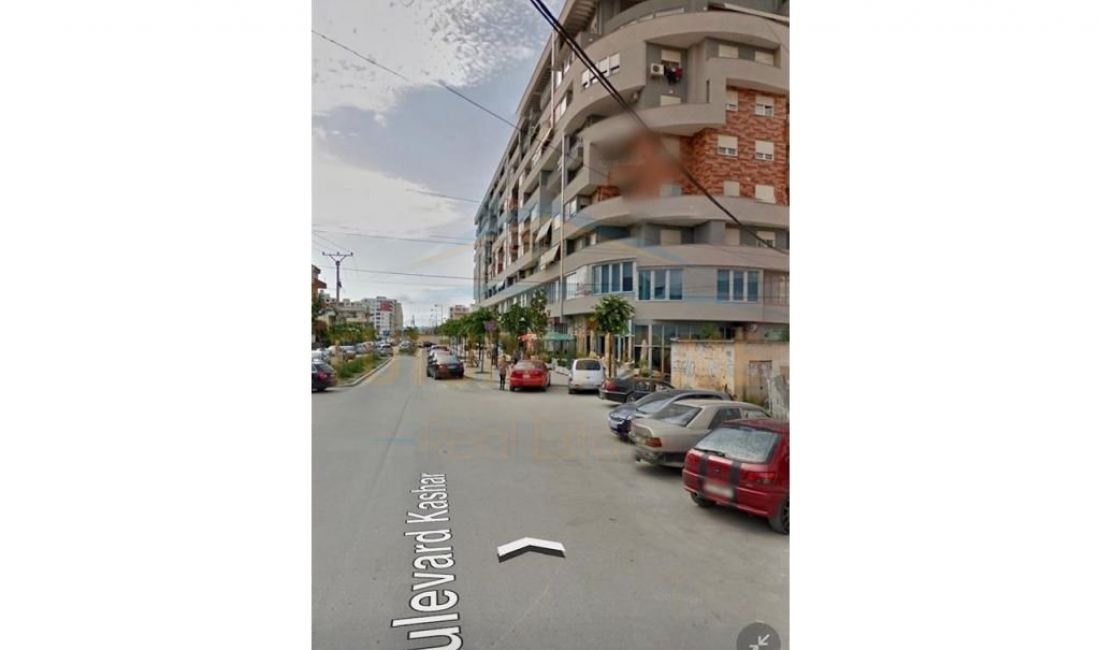  Ambjent Biznesi ,ne shitje, Unaza e re ,Tirane.