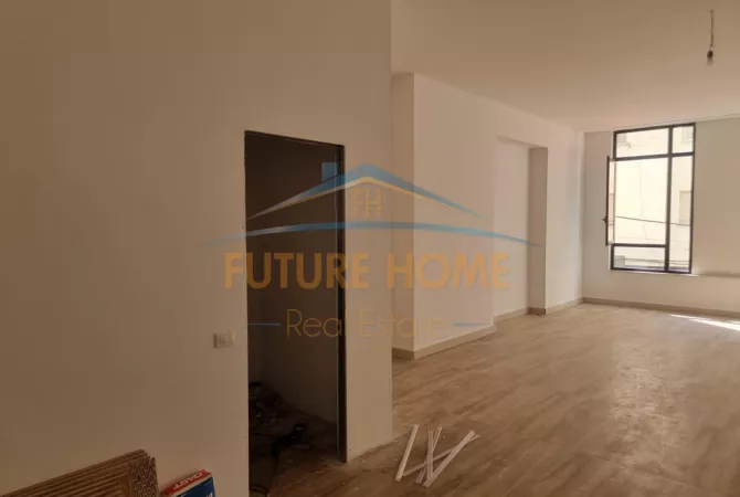 Business Property for Rent 3+1 in Tirana - 1,300 Euro