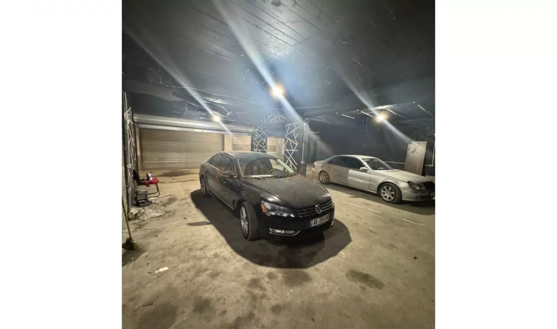 Qera Magazine, Bulevardi Migjeni.