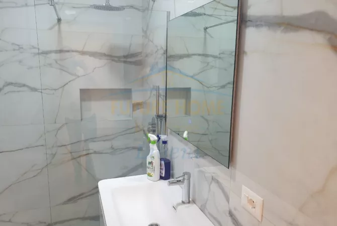 Business Property for Rent 3+1 in Tirana - 2,000 Euro