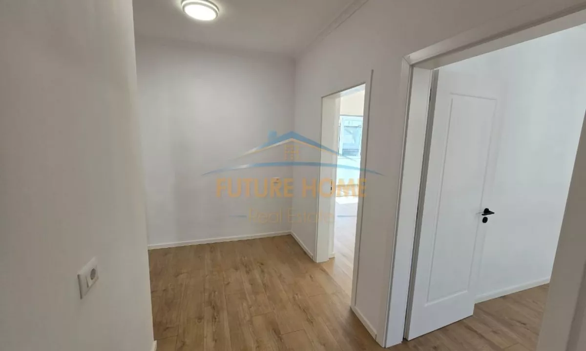 Shtepi ne shitje Apartament ne Tirane, 2+1, Mobilimi Bosh, pa mobiluar, Pagesa 145,000  Euro.