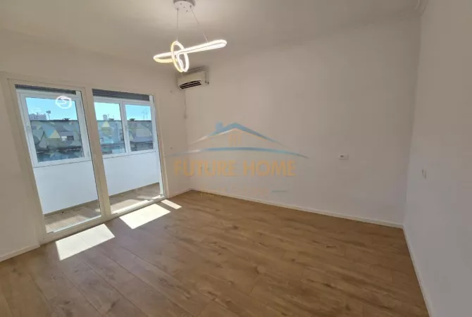 Shtepi ne shitje Apartament ne Tirane, 2+1, Mobilimi Bosh, pa mobiluar, Pagesa 145,000  Euro.