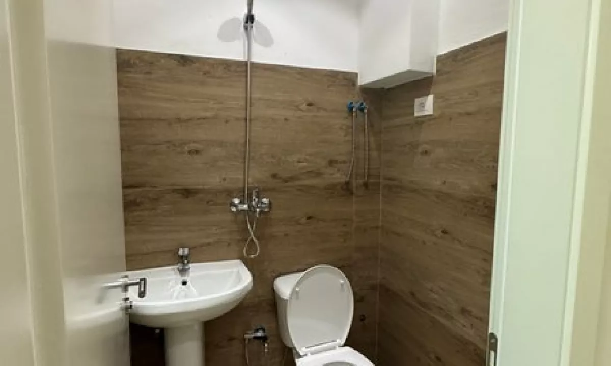 Ambjent zyre me qira ne Msylym Shyri