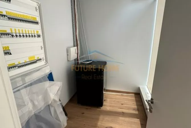 Business Property for Rent 3+1 in Tirana - 7,500 Euro