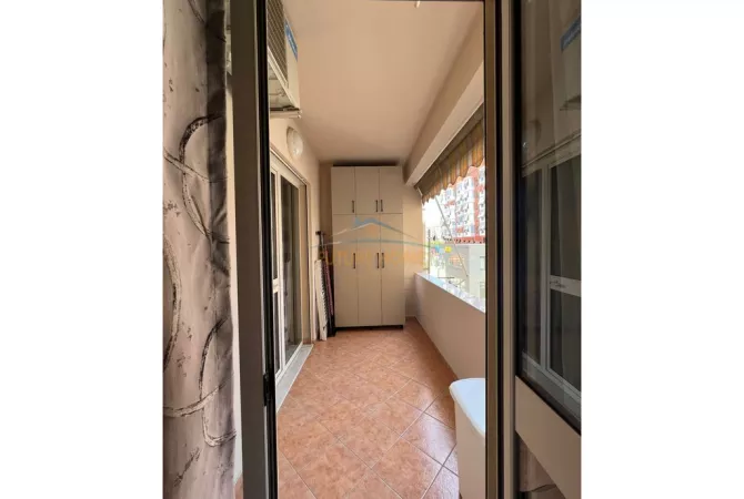 Shtepi ne shitje Apartament ne Tirane, 2+1, Mobilimi E mobiluar, Pagesa 317,500  Euro.