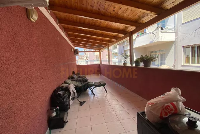 Shtepi me qera Shtepi Private ne Tirane, 3+1, Mobilimi E mobiluar, Pagesa 1,500  Euro.