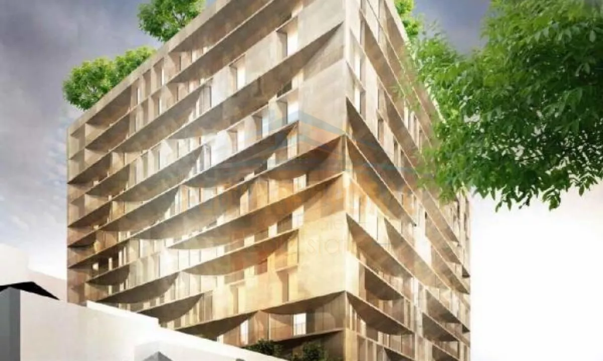 Shitet, Ambient Bizesi, Mine Peza