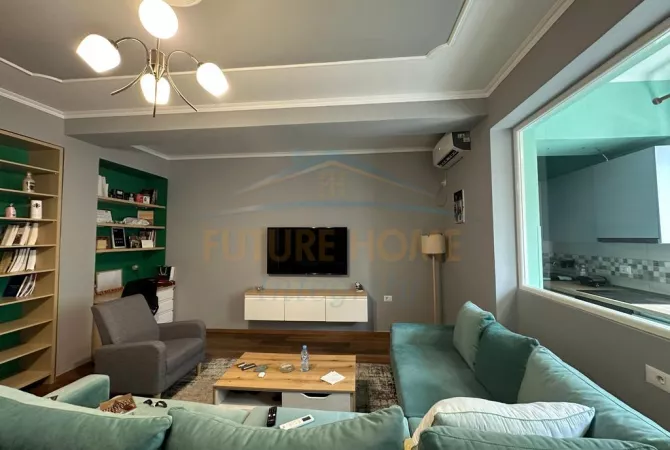 Shitet, Vilë 3-katëshe, Shkolla e Baletit,