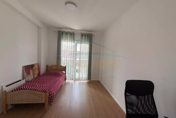 Shtepi ne shitje Apartament ne Tirane, 2+1, Mobilimi E mobiluar, Pagesa 118,000  Euro.