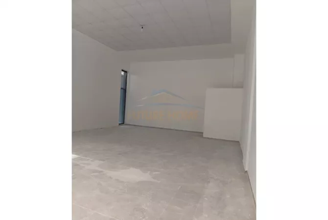 Business Property for Rent 1+1 in Tirana - 800 Euro