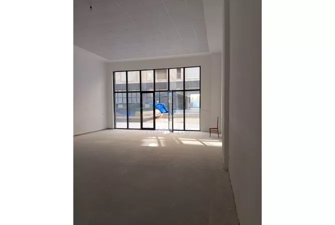 Business Property for Rent 1+1 in Tirana - 800 Euro