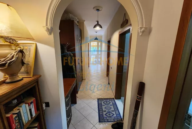 Apartament 2+1+Verandë, Blloku, Sami Frashëri,