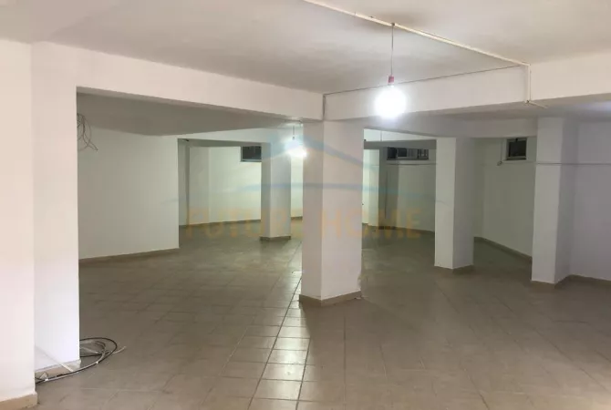 Business Property in Sale 3+1 in Tirana - 195,000 Euro