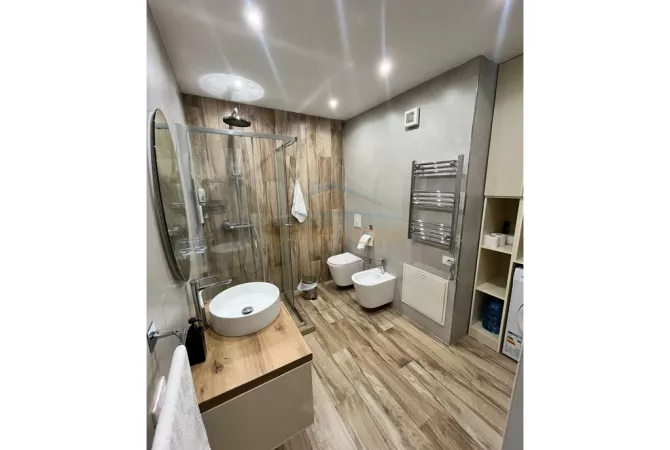 Shtepi ne shitje Apartament ne Durres, 1+1, Mobilimi E mobiluar, Pagesa 290,000  Euro.