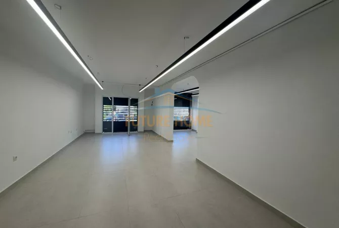 Business Property for Rent 3+1 in Tirana - 1,500 Euro