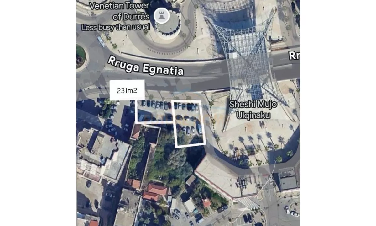 Shitet , Toke Truall, Rruga Egnatia, Durres.