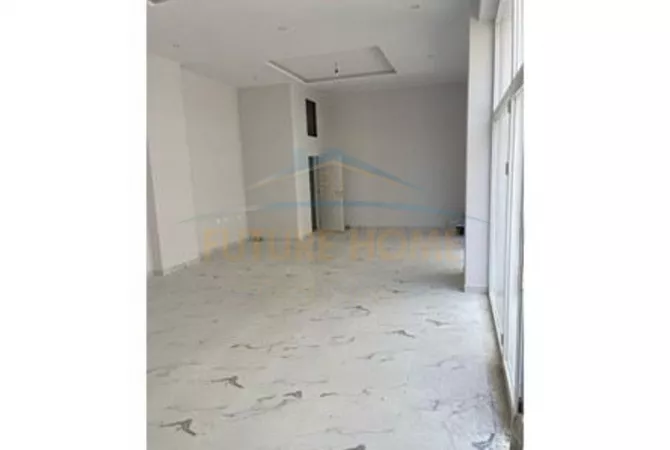 Business Property in Sale 1+1 in Tirana - 249,600 Euro