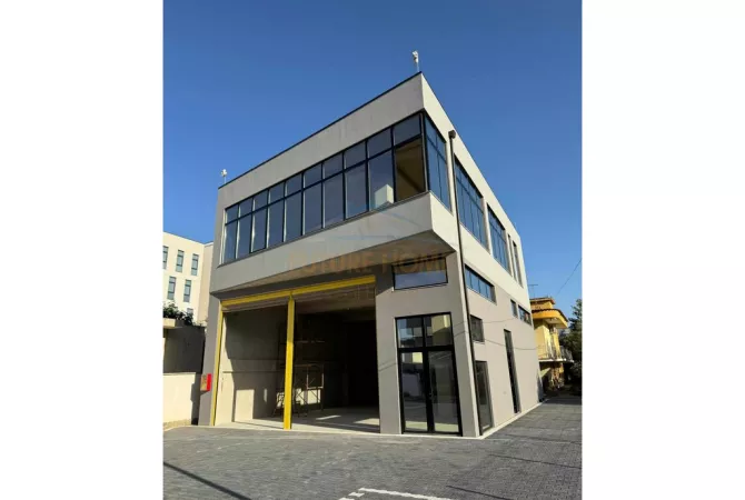 Business Property for Rent 3+1 in Tirana - 5,000 Euro