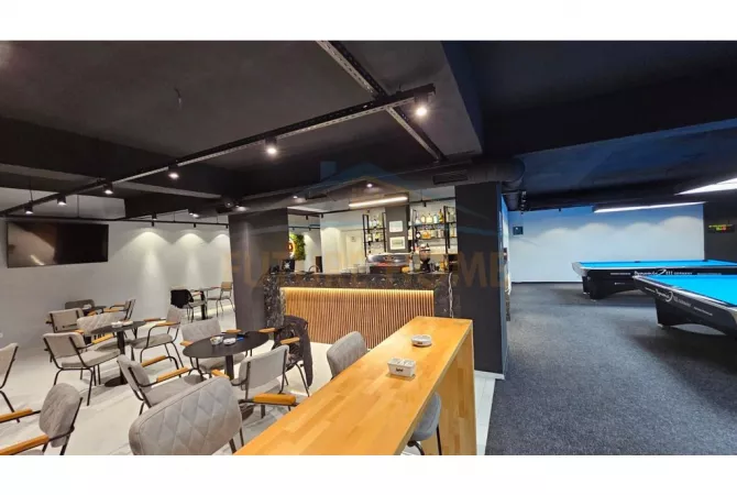  Ambient Biznesi ne shitje, Rruga e Portit, Durres