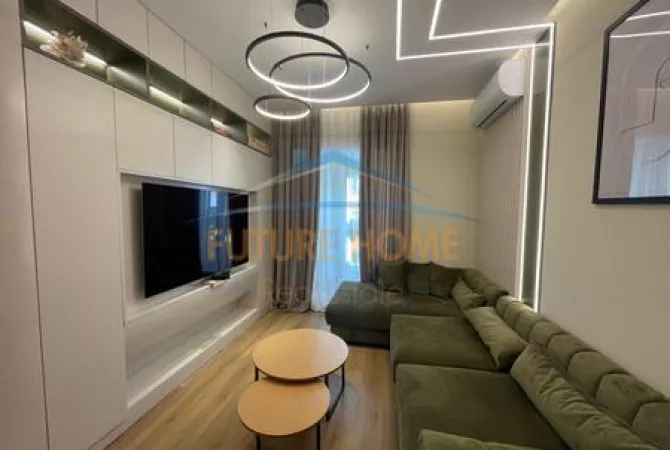 Shtepi ne shitje Apartament ne Tirane, 2+1, Mobilimi E mobiluar, Pagesa 180,000  Euro.
