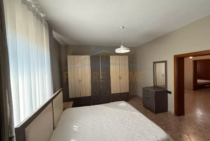 Shtepi me qera Apartament ne Tirane, 2+1, Mobilimi E mobiluar, Pagesa 600  Euro.