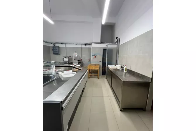 Business Property in Sale 1+1 in Tirana - 323,000 Euro